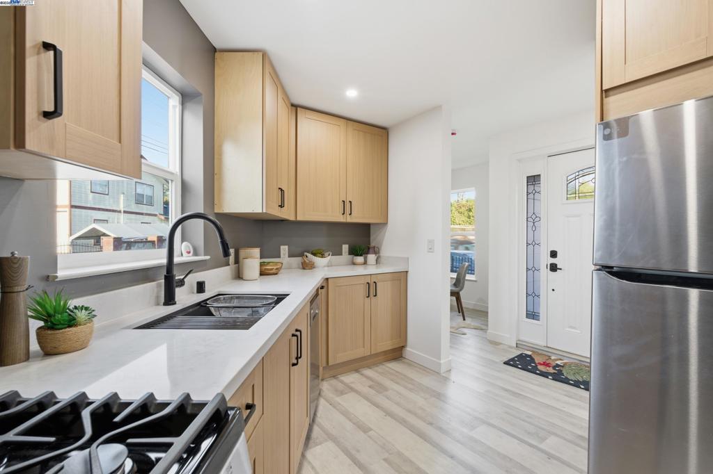 SEMINARY - Residential