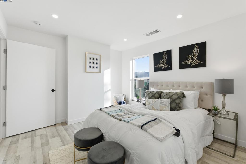 SEMINARY - Residential