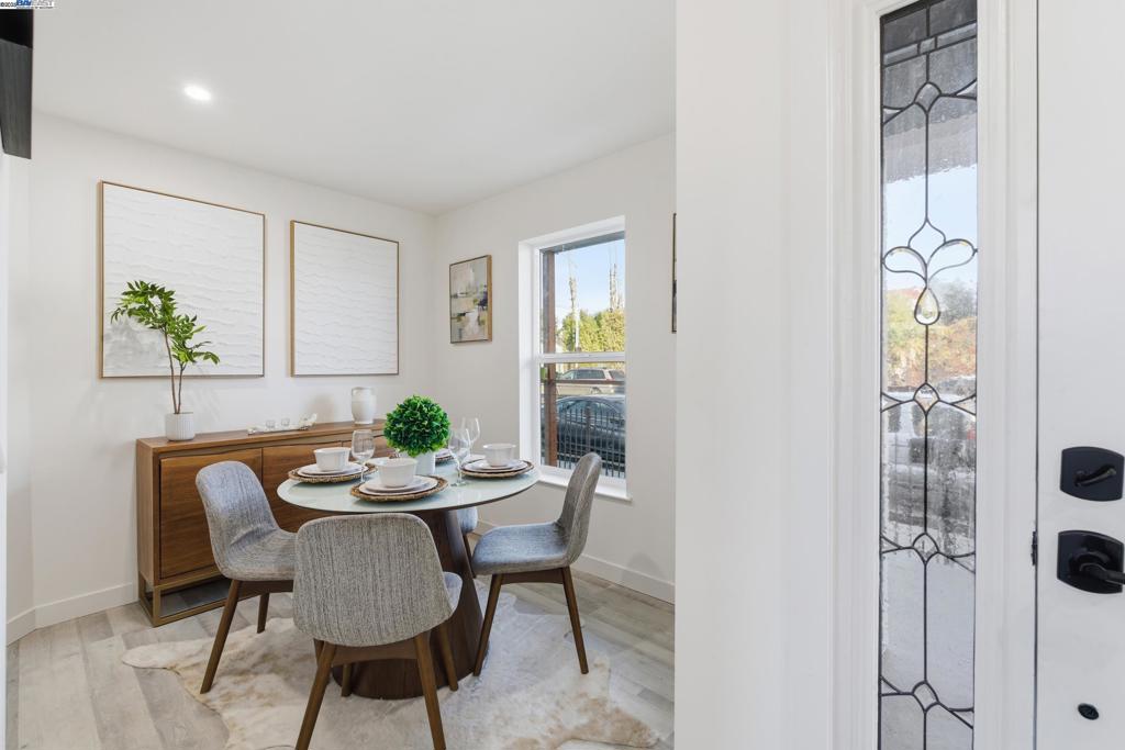 SEMINARY - Residential