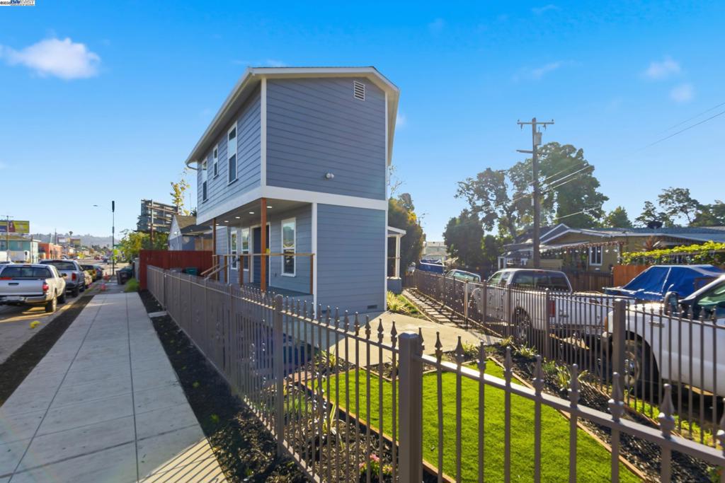 SEMINARY - Residential