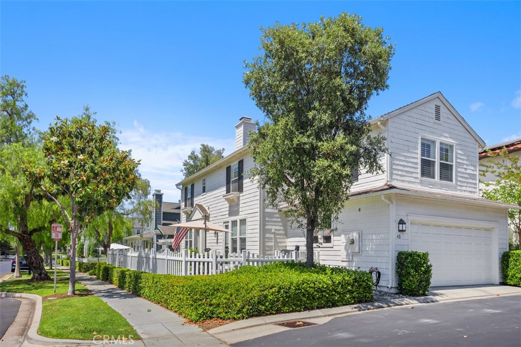 42 Livingston Pl