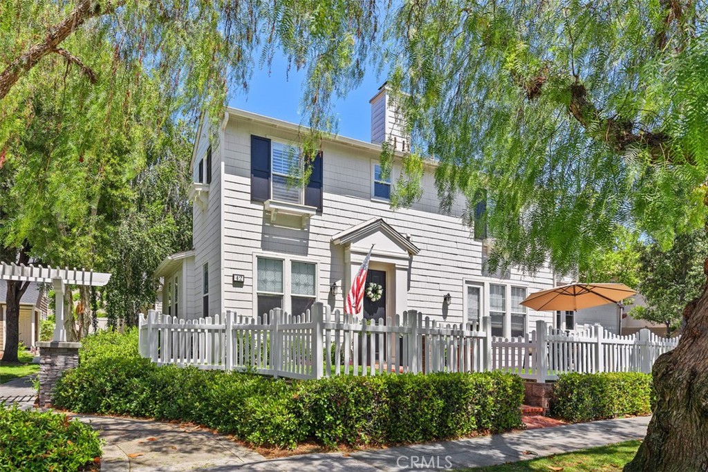 42 Livingston Pl