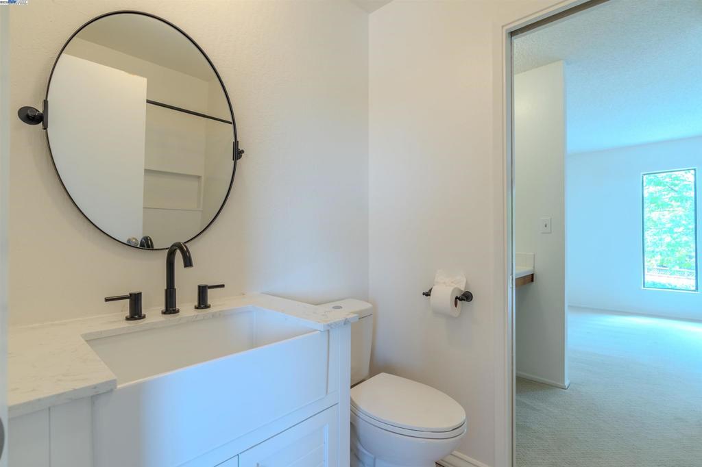 LIVERMORE DOWNS - Residential