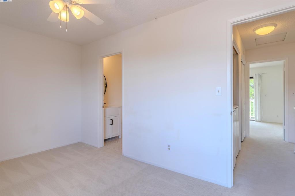 LIVERMORE DOWNS - Residential