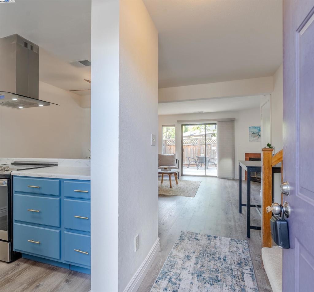 LIVERMORE DOWNS - Residential