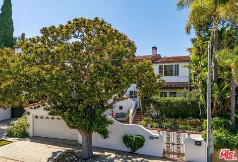 Photo of 1215 Edris Drive, Los Angeles, CA 90035 (MLS # 25614771)