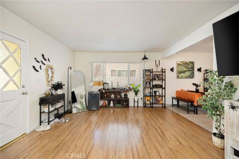 Tiny photo for 2615 Rockefeller Ln, Redondo Beach, CA 90278 (MLS # SB25231888)