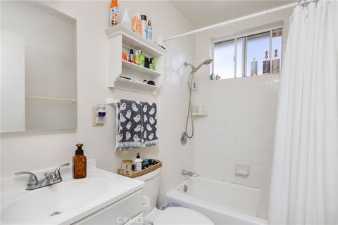 Tiny photo for 2615 Rockefeller Ln, Redondo Beach, CA 90278 (MLS # SB25231888)