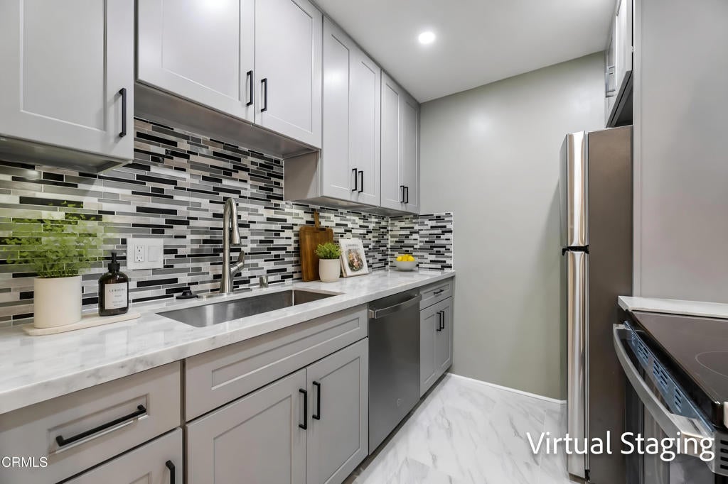 3605 W Hidden Lane 303