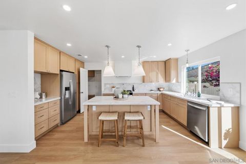 12624 Camino Emparrado San Diego CA 92128