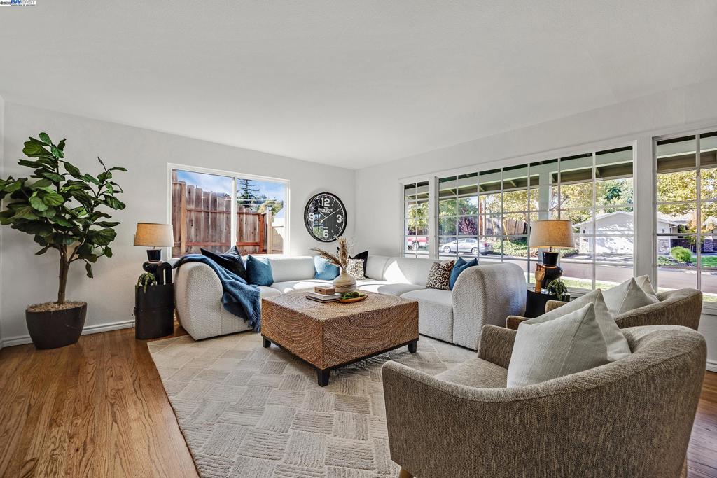 WEST SIDE DUBLIN - Residential
