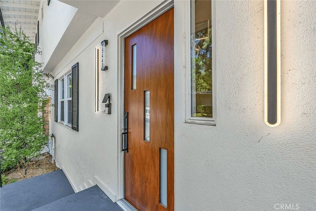 Photo of 15440 Hamner Drive, Los Angeles, CA 90077 (MLS # IV25175858)