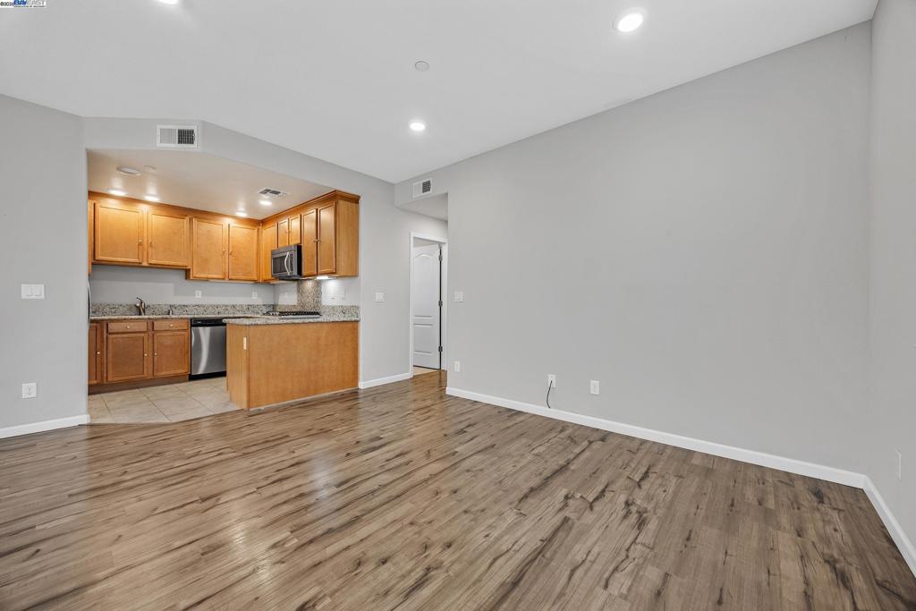Not Listed - Residential