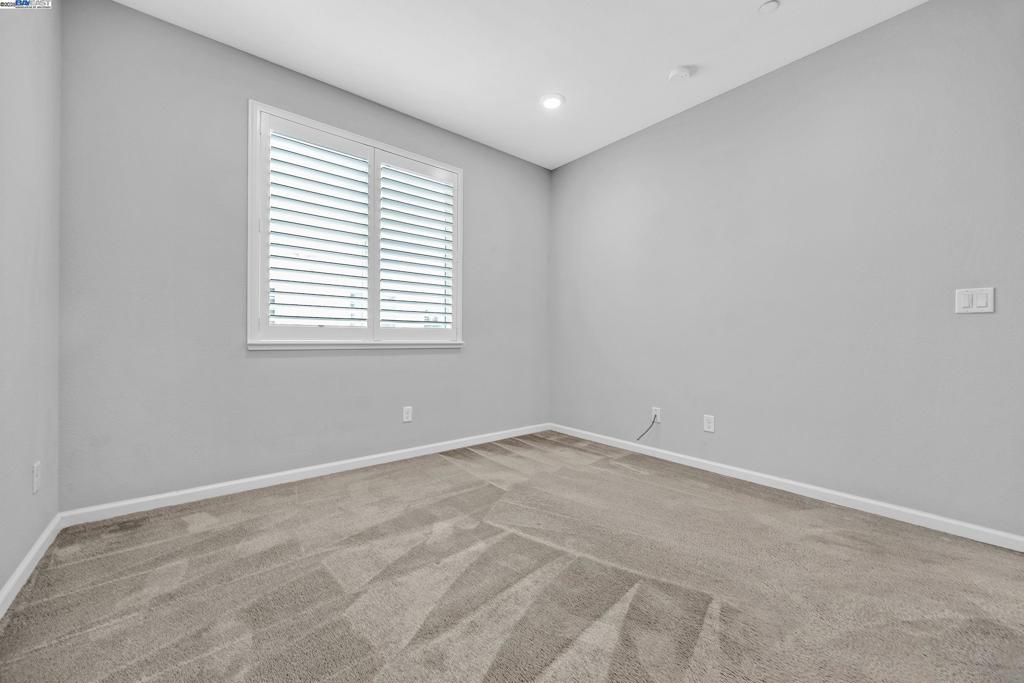 Not Listed - Residential