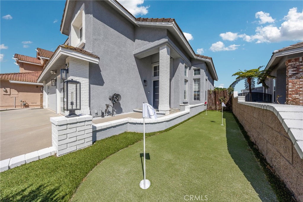 2296 Avenida Cabrillo
