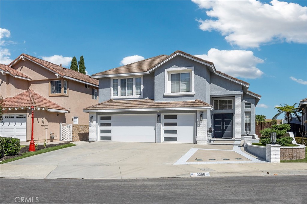 2296 Avenida Cabrillo