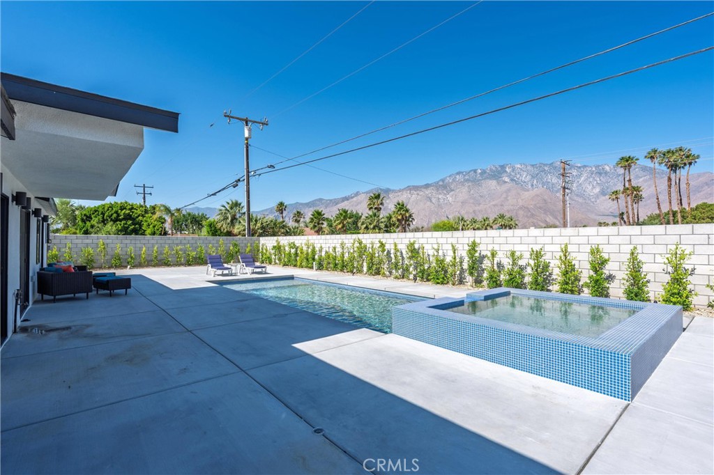 2901 n biskra road