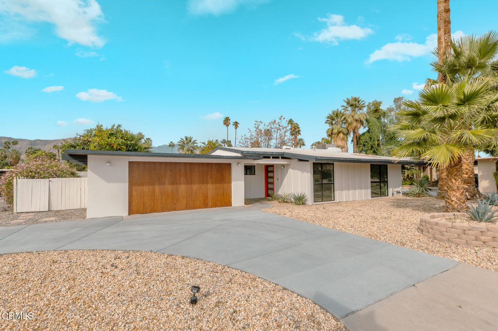 40851 Bob Hope Drive