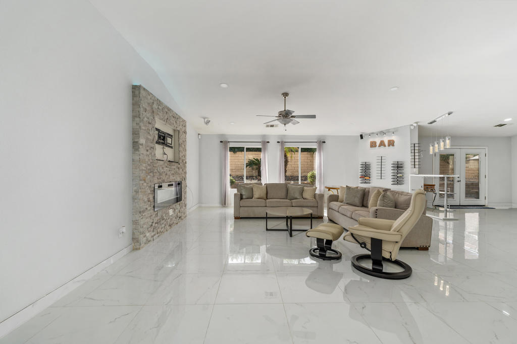 Starlight Dunes - Residential Lease