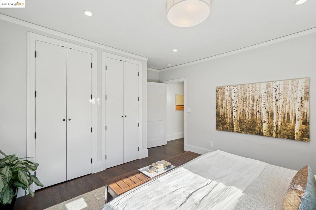 GRAND LAKE - Residential