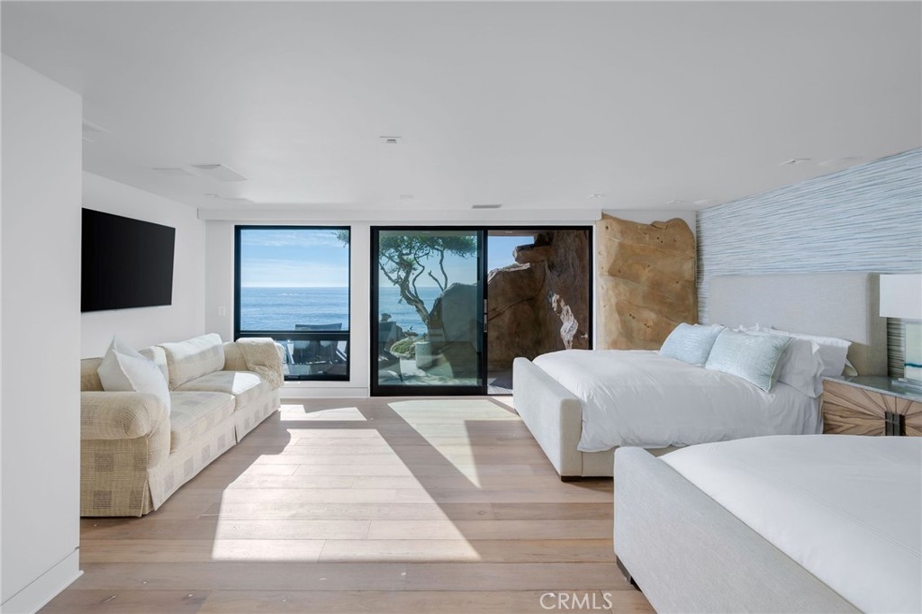 1715 Ocean Way, Laguna Beach CA 92651 - Photo 19