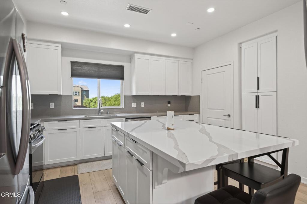 Mission Oaks: Other - Residential