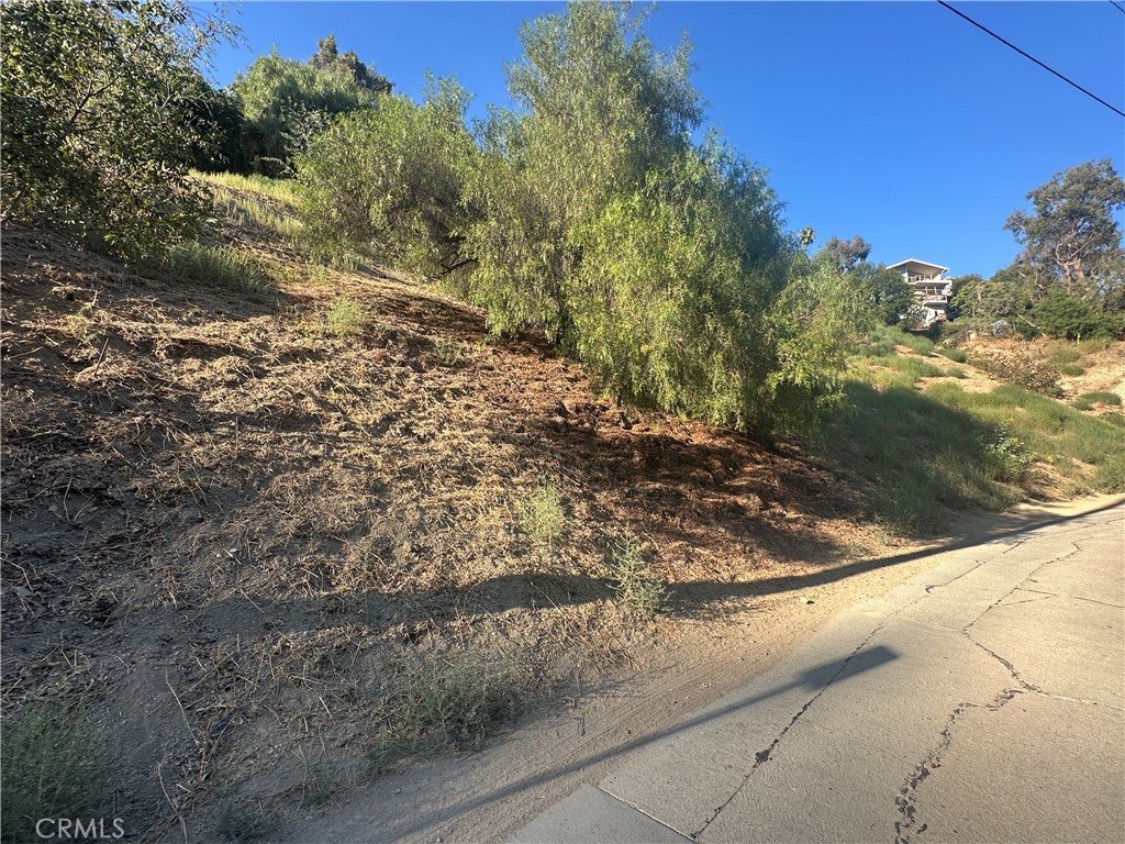 Properties 4 528 Rustic Dr