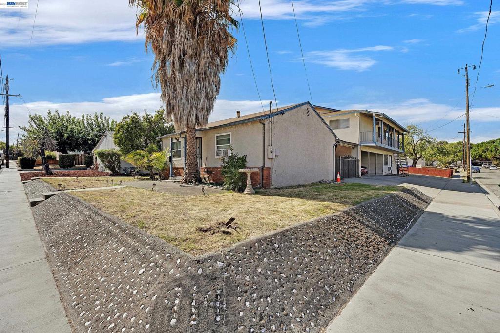 914 Marie Ave