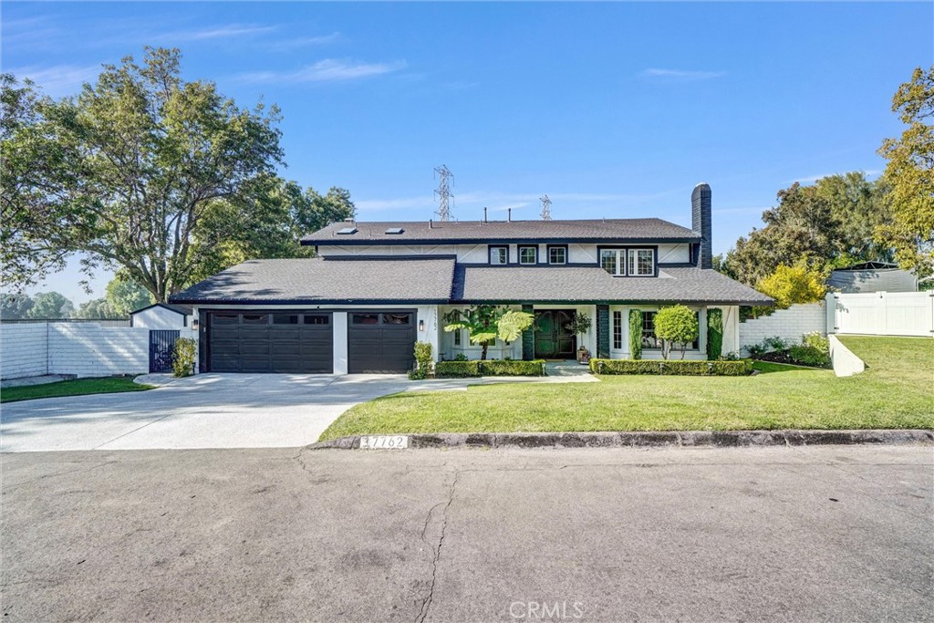 17762 Mountain View Circle