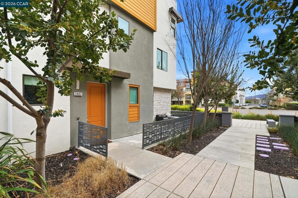 Photo of 5862 5862 Cadence ave Ave, Dublin, CA 94568 (MLS # 41122139)