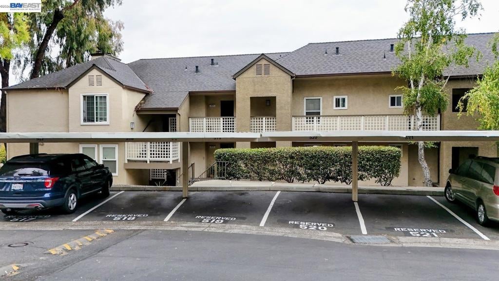 683 Newbury Ln LN 274, Hayward CA 94544