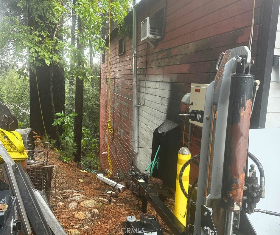 23382 Crest Forest Drive