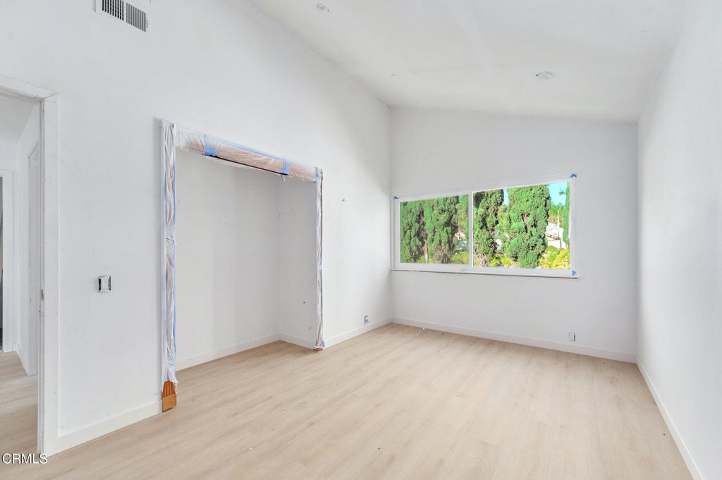 Oakbrook Homes 84-590 - Residential