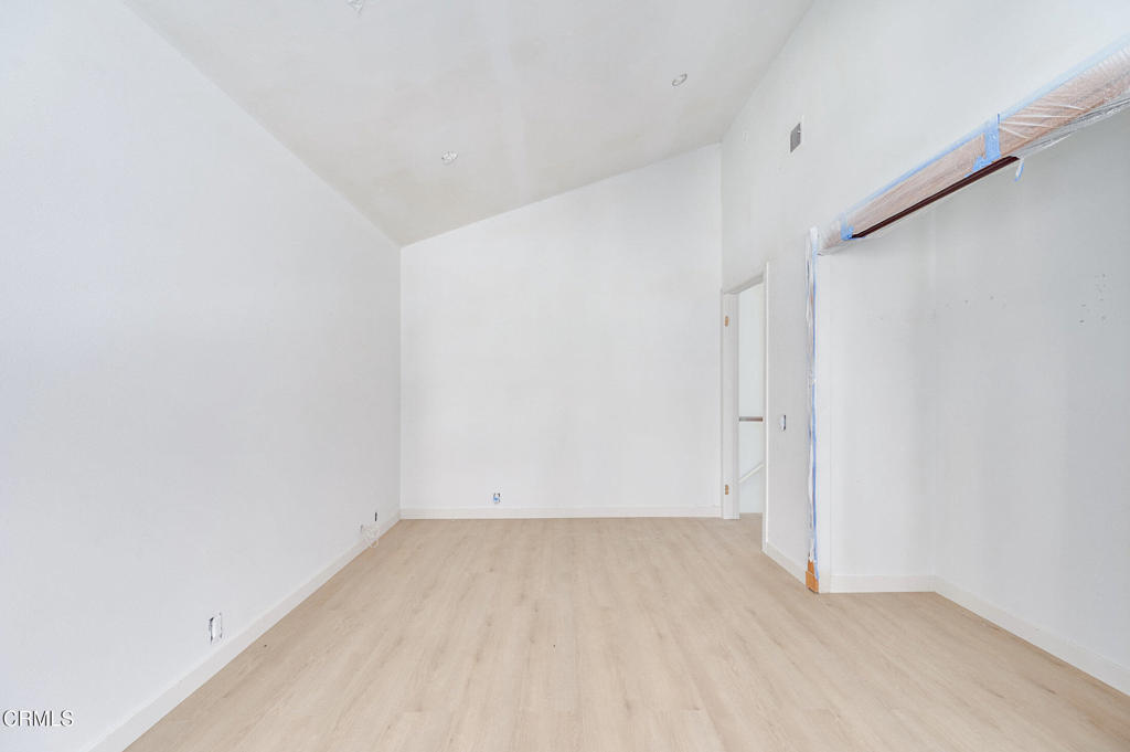 Oakbrook Homes 84-590 - Residential