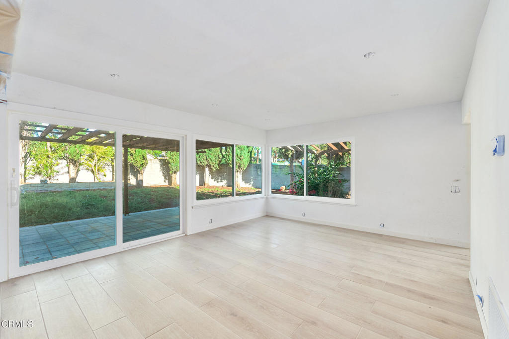 Oakbrook Homes 84-590 - Residential