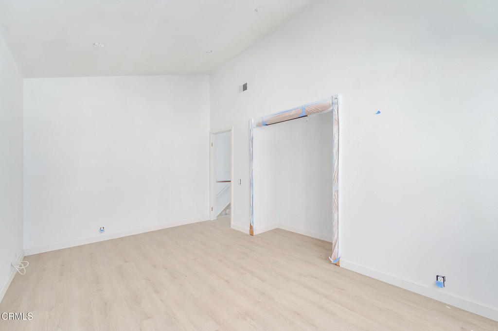 Oakbrook Homes 84-590 - Residential
