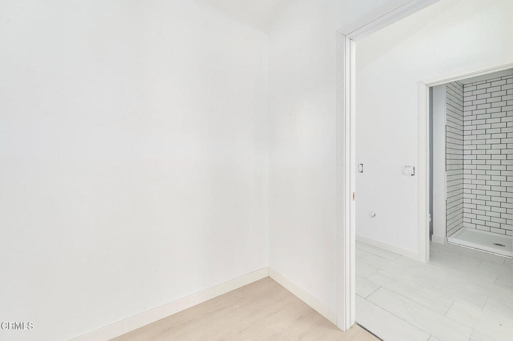Oakbrook Homes 84-590 - Residential