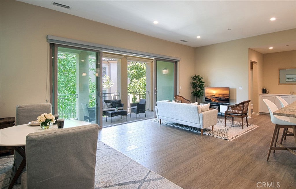 232 Bishop Lndg, Irvine CA 92620 - Photo 8