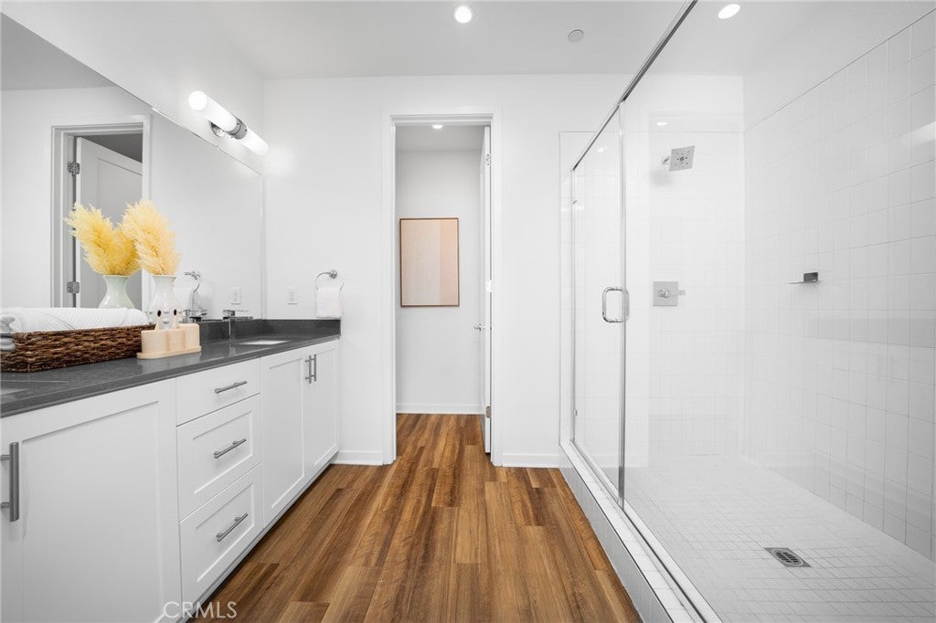 122 Schick, Irvine CA 92614 - Photo 12