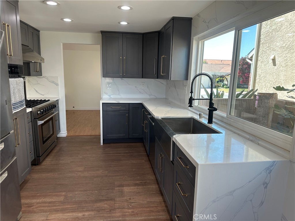 9684 Avenida Monterey