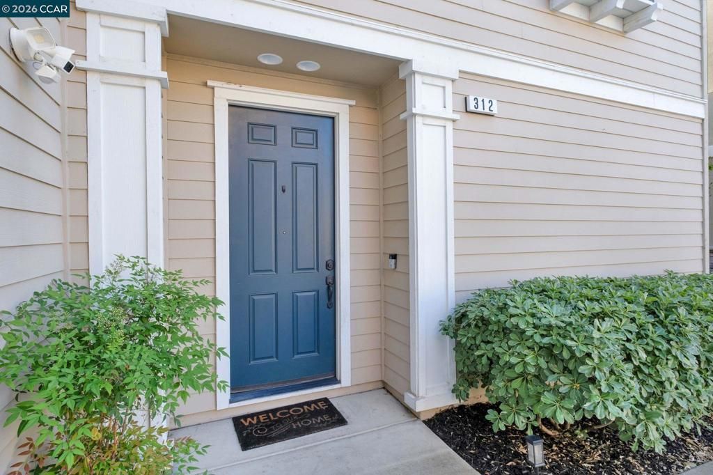 Photo of 312 MacArthur Way Way, Brentwood, CA 94513 (MLS # 41131097)