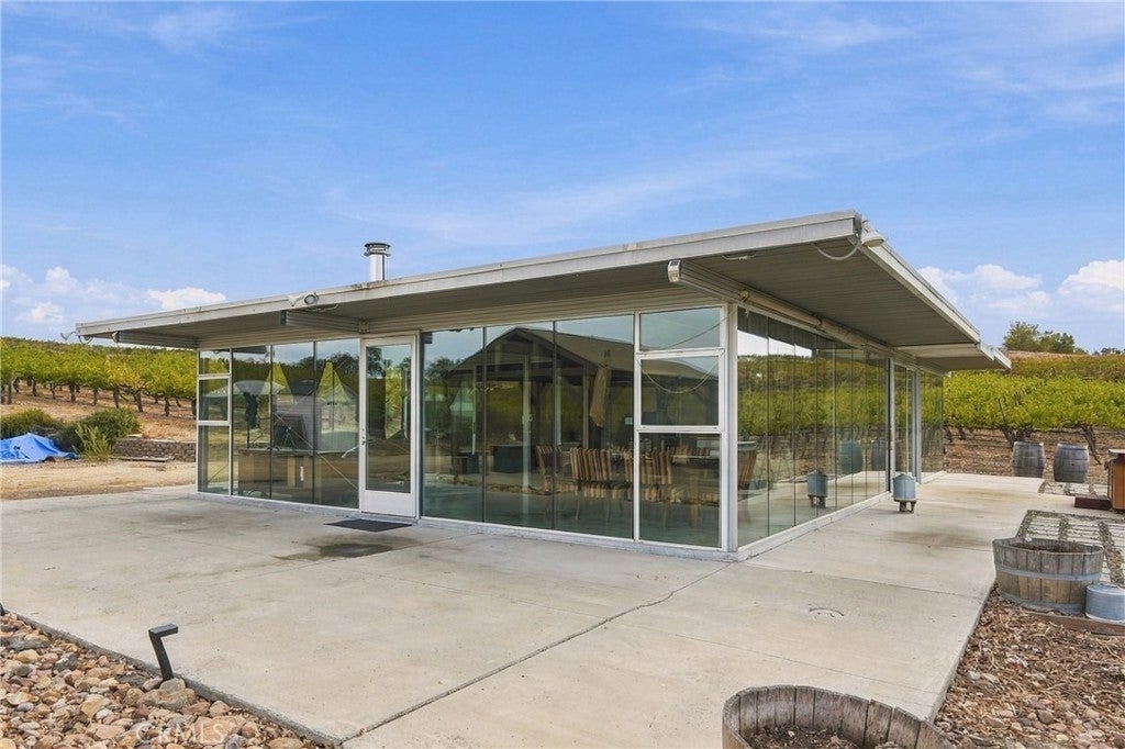 5820 Vista Del Paso