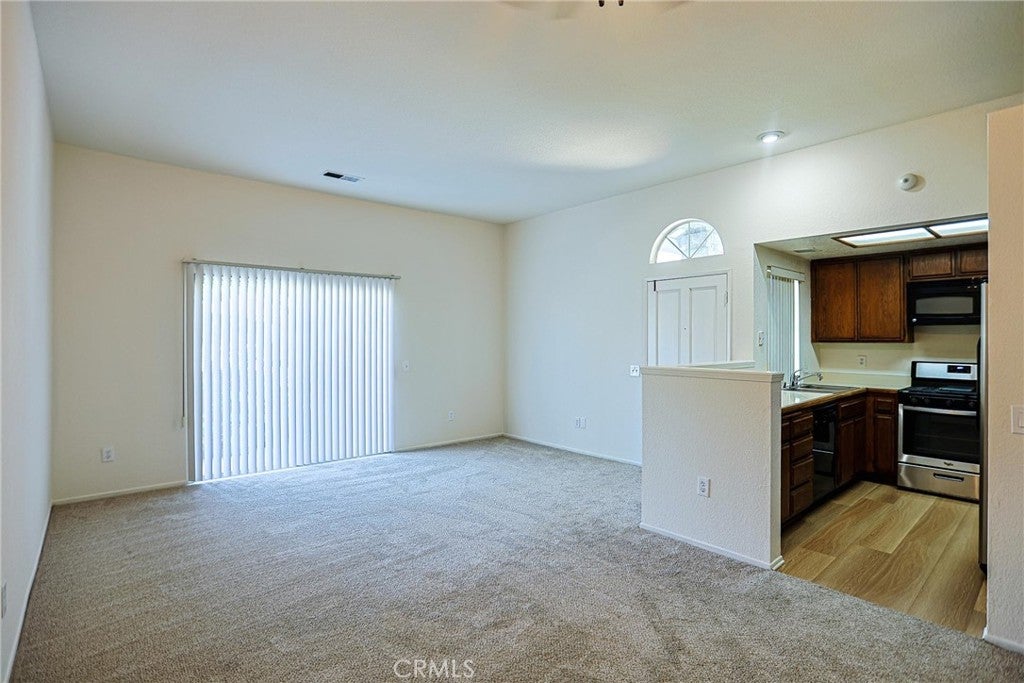 776 E San Bernardino 7