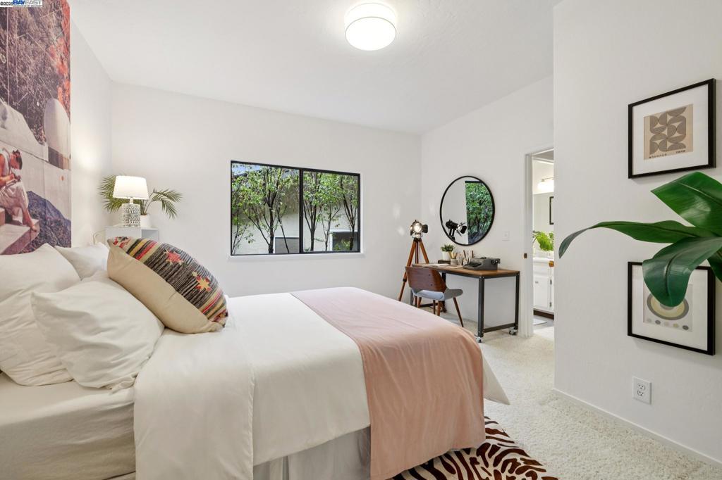 MONTCLAIR - Residential