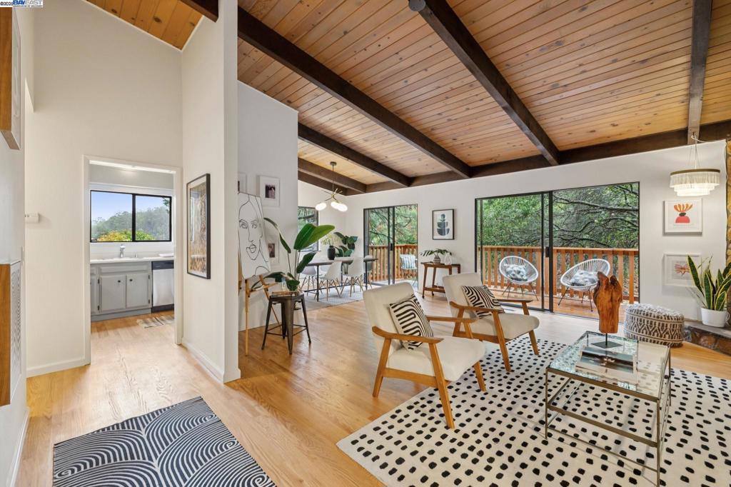 MONTCLAIR - Residential