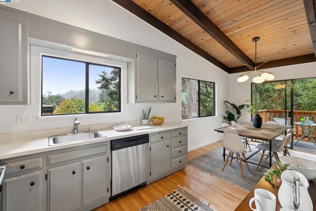 MONTCLAIR - Residential