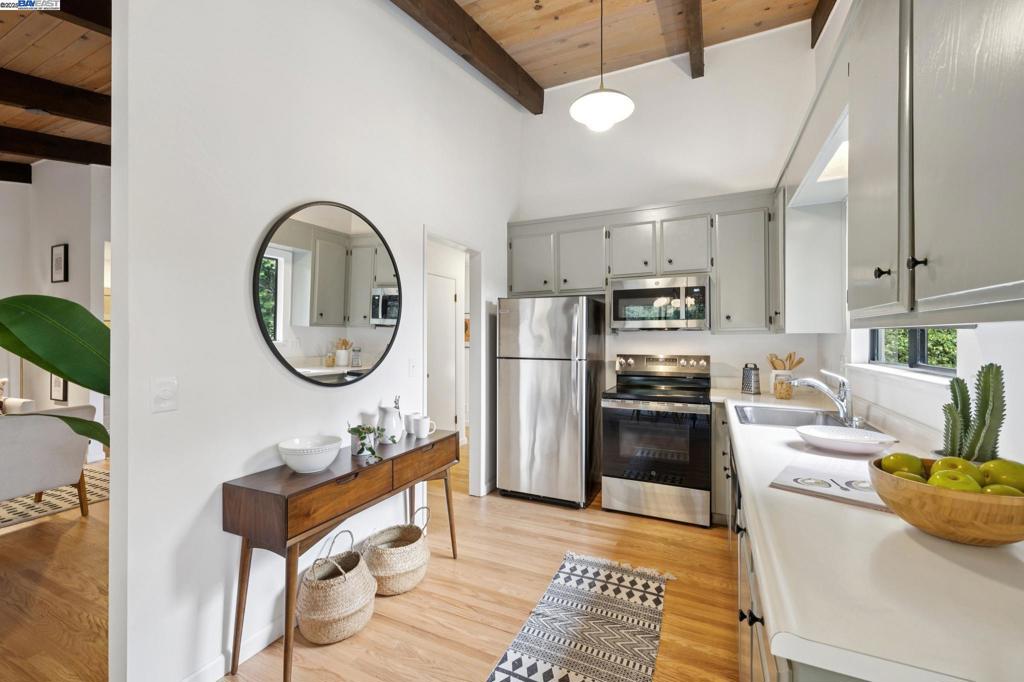 MONTCLAIR - Residential