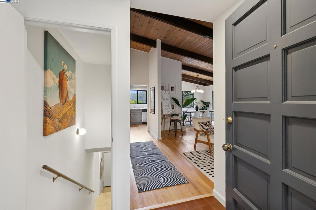MONTCLAIR - Residential