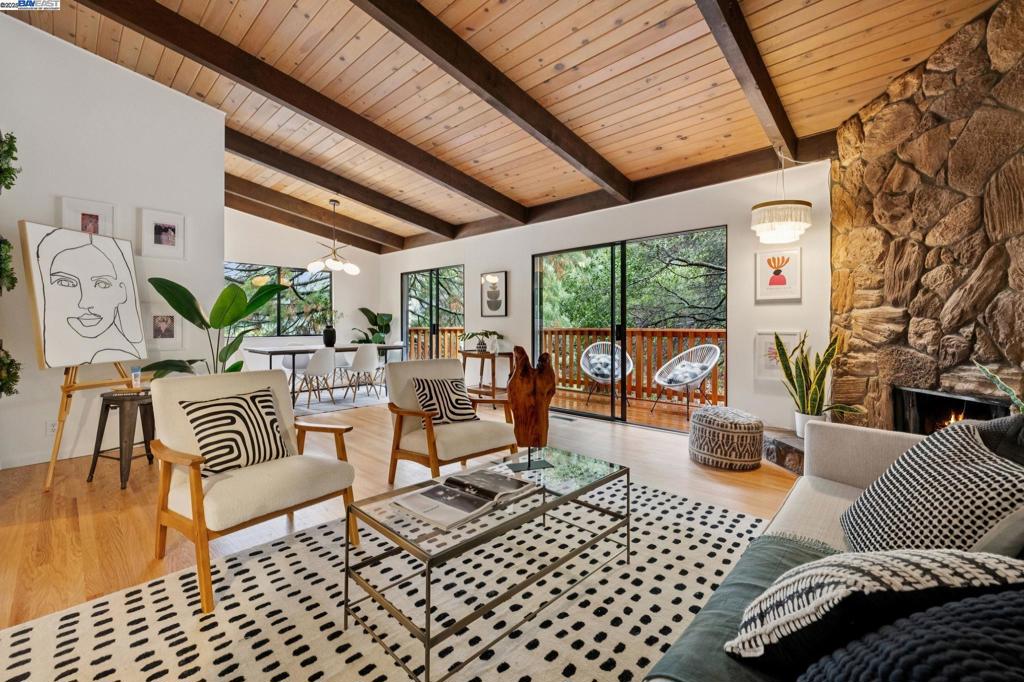 MONTCLAIR - Residential