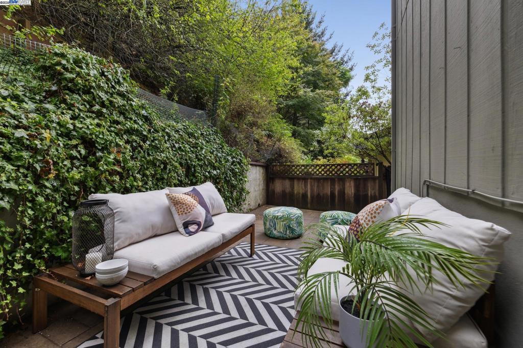 MONTCLAIR - Residential